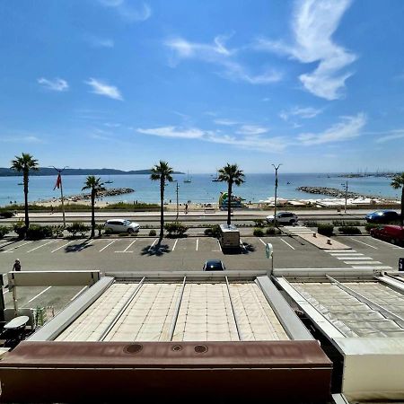 Superbe Apt 2P Front De Mer Pour 4 Pers Avec Terrasse - Cavalaire-Sur-Mer - Fr-1-226B-162 Cavalaire-sur-Mer Exterior foto