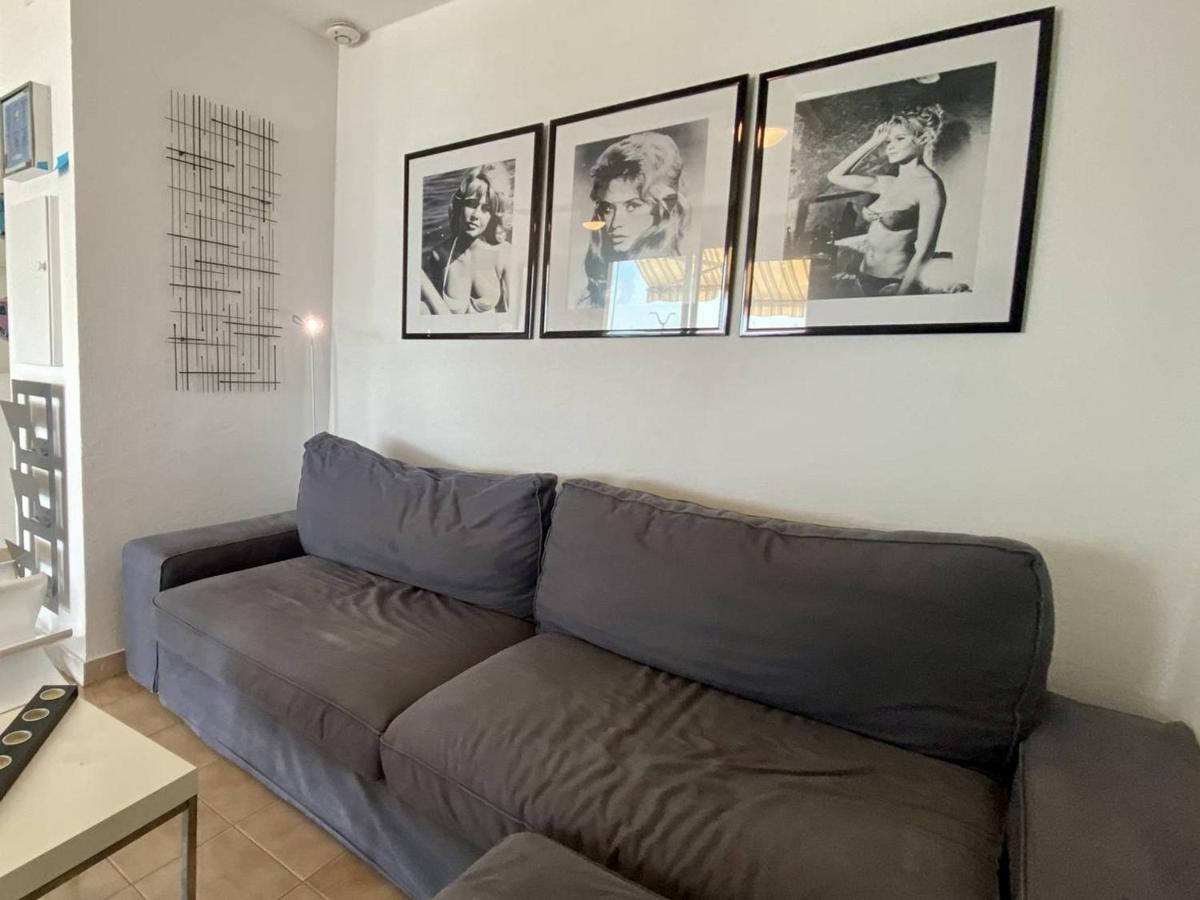 Superbe Apt 2P Front De Mer Pour 4 Pers Avec Terrasse - Cavalaire-Sur-Mer - Fr-1-226B-162 Cavalaire-sur-Mer Exterior foto